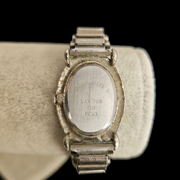 L.A. EXPRESS Quartz Women’s Watch Abalone Inlay Band Silver Tone Vtg Needs Batt - Picture 5 of 5